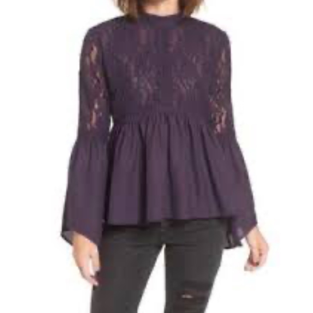 Sun & Shadow | Lace Inset Bell Sleeve Peplum Top Size Medium